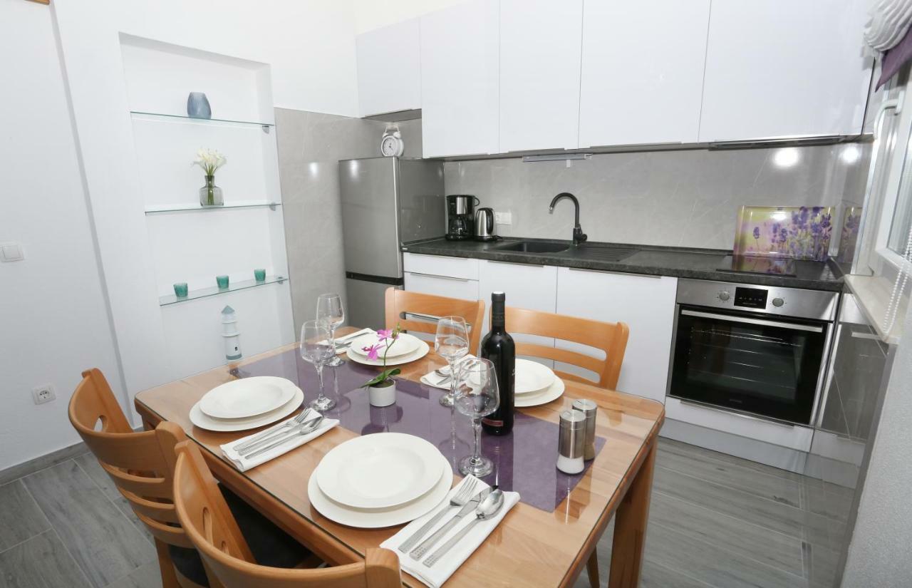 Apartman Kristian Трогир Экстерьер фото