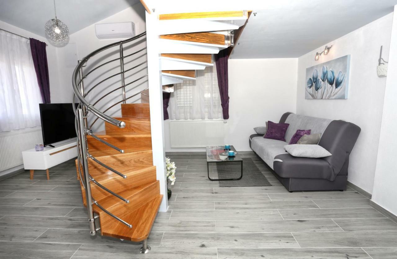 Apartman Kristian Трогир Экстерьер фото